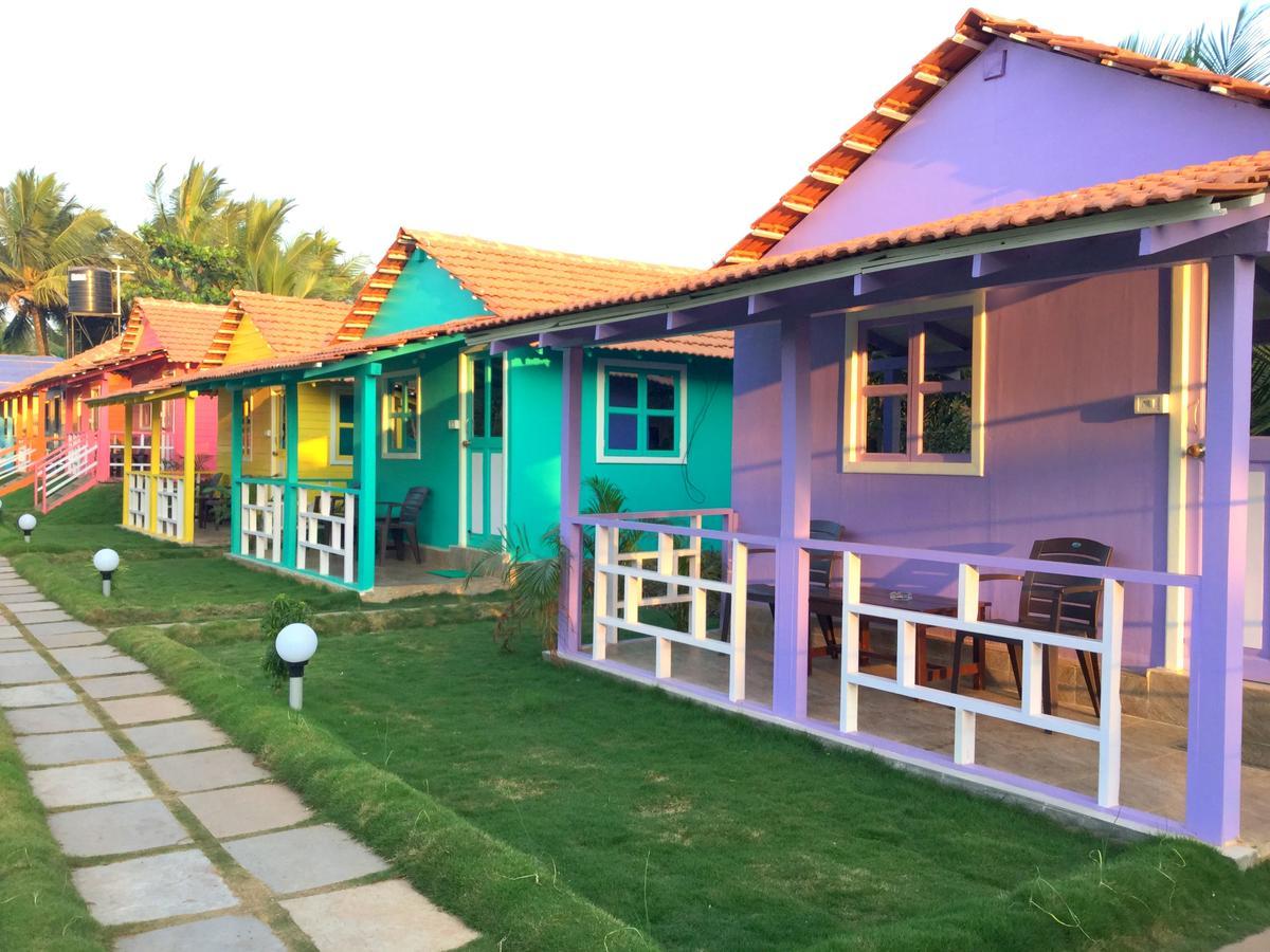 Morjim Queen Beach Resort מראה חיצוני תמונה