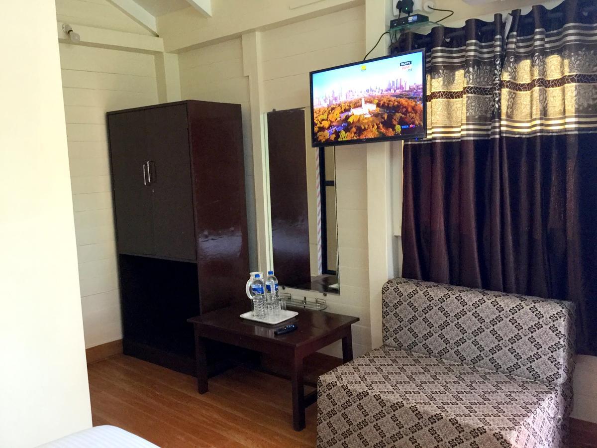 Morjim Queen Beach Resort מראה חיצוני תמונה