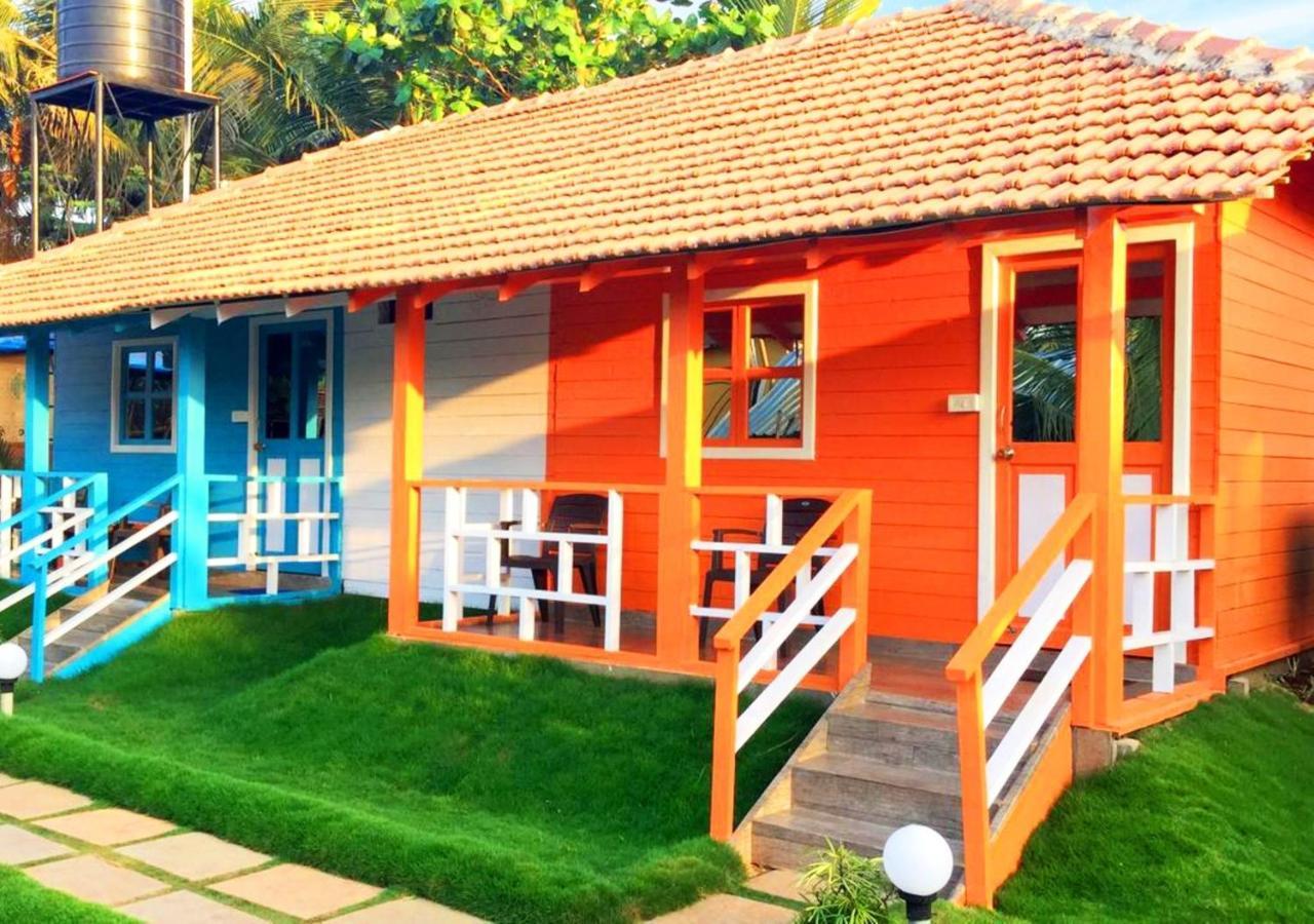 Morjim Queen Beach Resort מראה חיצוני תמונה