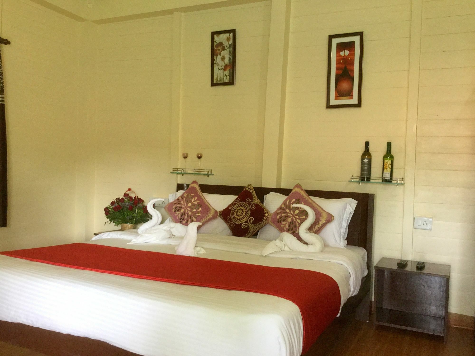 Morjim Queen Beach Resort מראה חיצוני תמונה